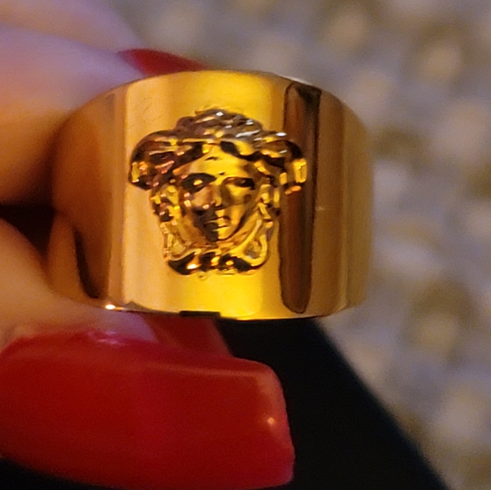 Versace Medusa Ring/ BNWT/ UNISEX - Picture 2 of 6